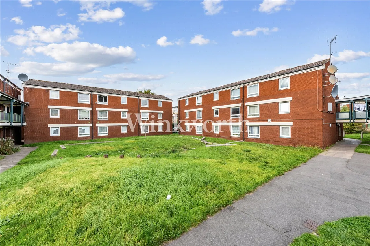 Victoria Crescent, London, N15, photo 12