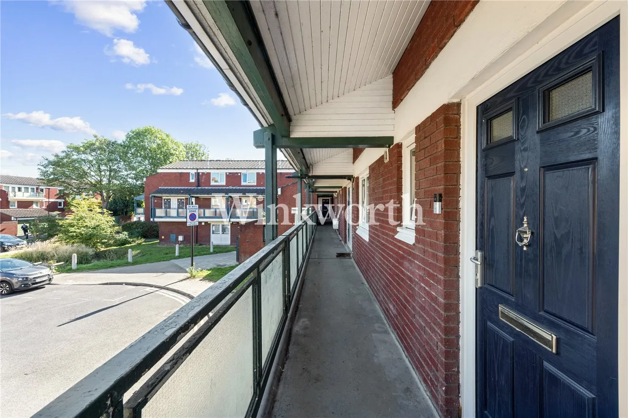 Victoria Crescent, London, N15, photo 9