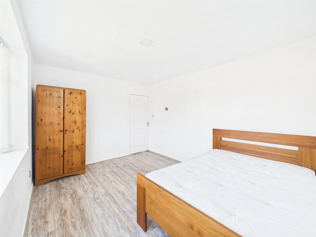 Bramhall Lane, Davenport, Stockport, SK3 8TX, photo 4