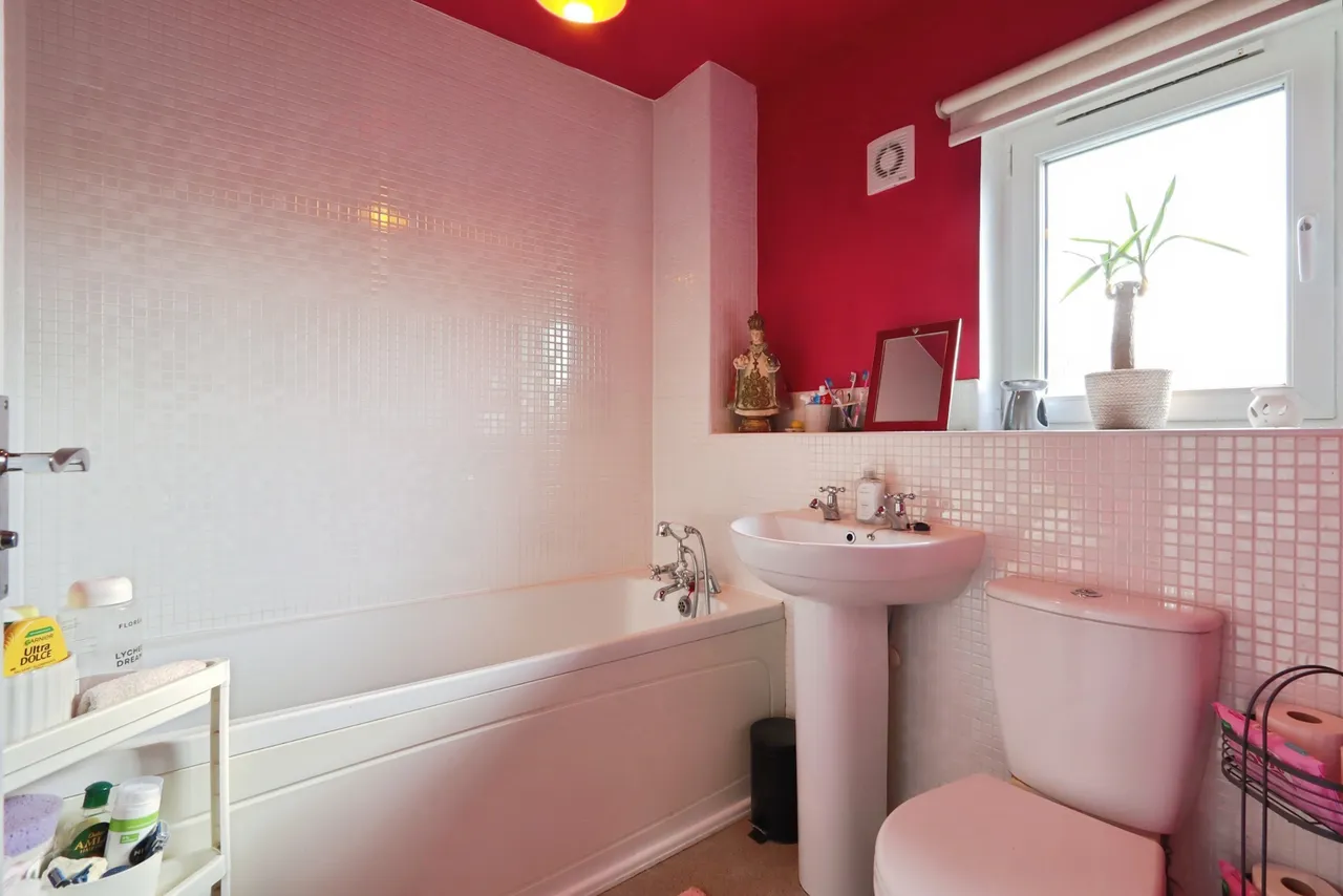 Barn Drive, Glasgow, G72, photo 14