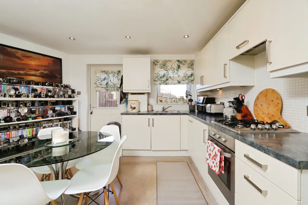 Barn Drive, Glasgow, G72, photo 6
