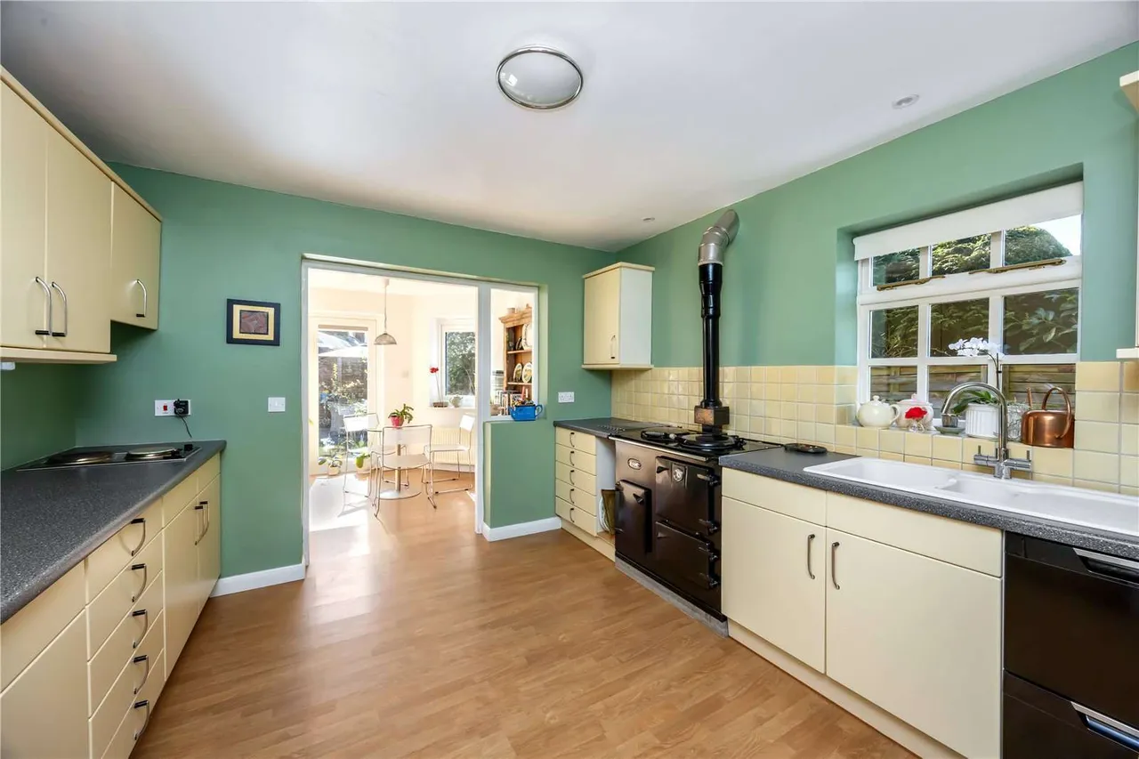 The Green, Shamley Green, Guildford, Surrey, GU5 0UH, photo 7