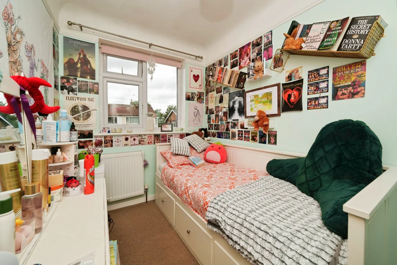 Beverley Gardens, Wirral, CH61, photo 12