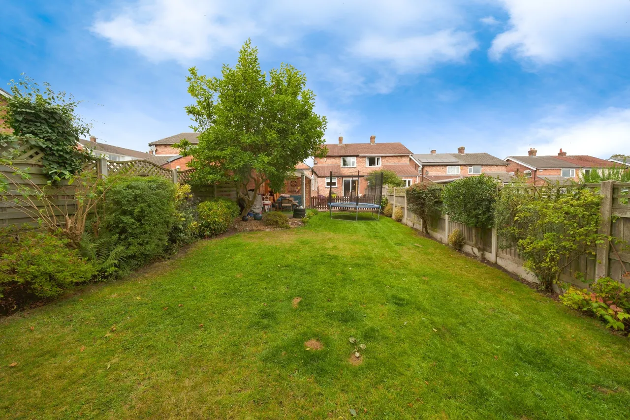 Beverley Gardens, Wirral, CH61, photo 13