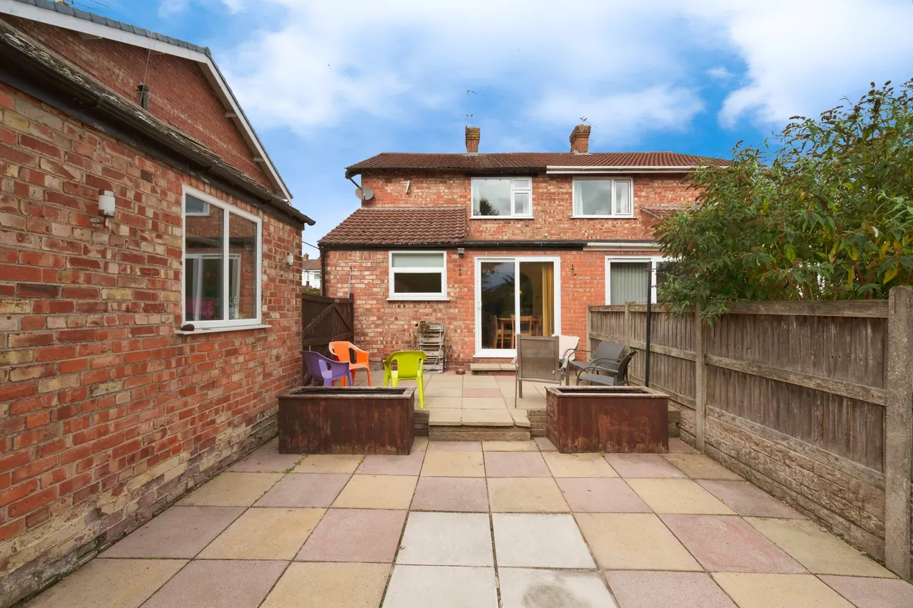 Beverley Gardens, Wirral, CH61, photo 14