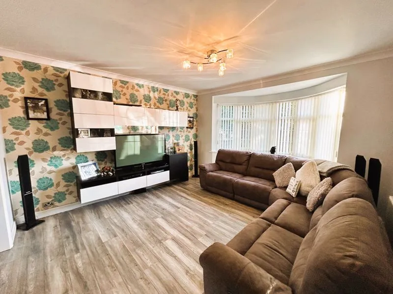Chester Road North, Brownhills, WS8, photo 4