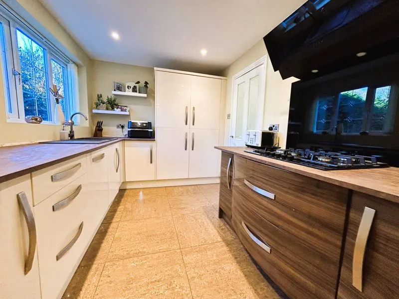 Chester Road North, Brownhills, WS8, photo 6