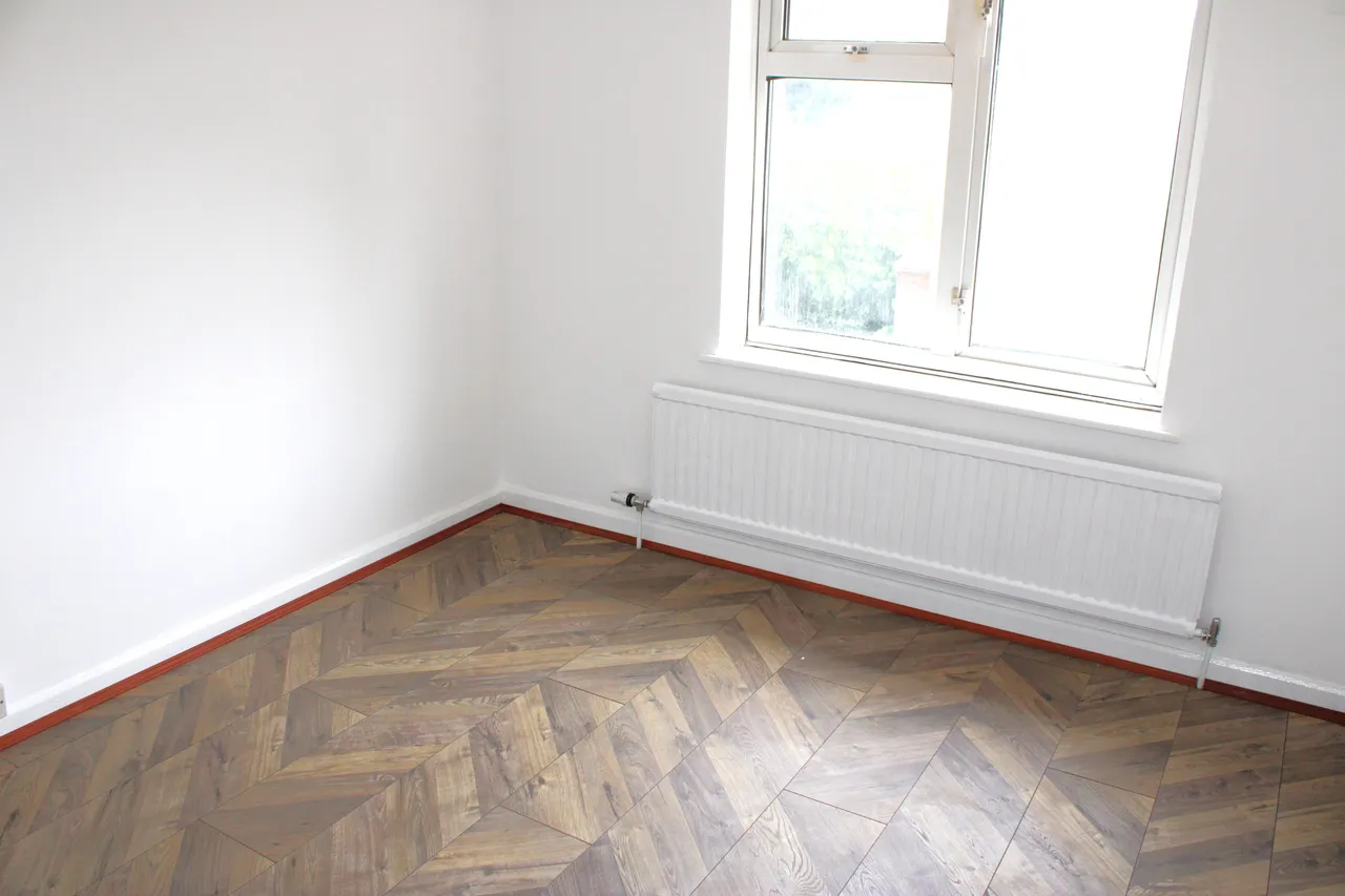 Basedale Road, Dagenham, RM9, photo 8