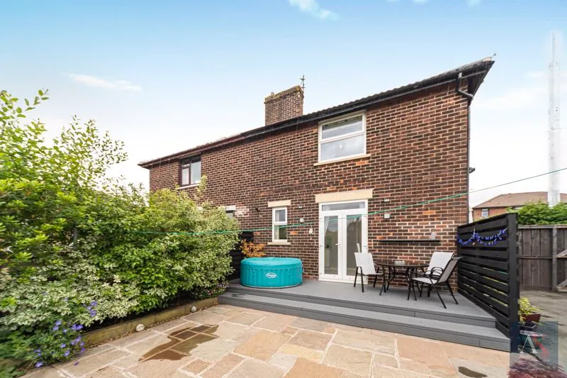 Smith Hill Milnrow, Rochdale OL16 3EG, photo 19