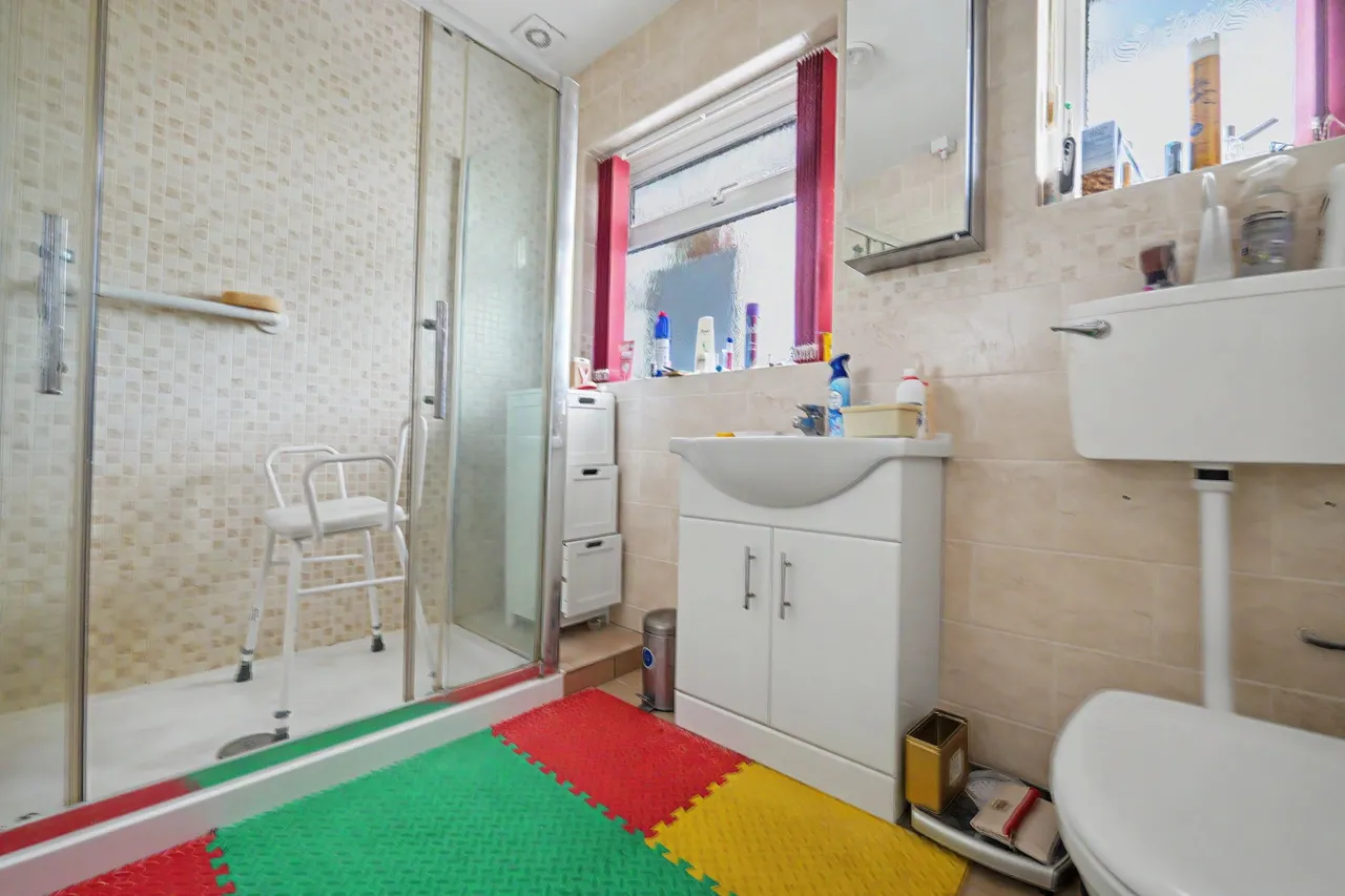 Roseway, Stoke Golding, CV13, photo 12