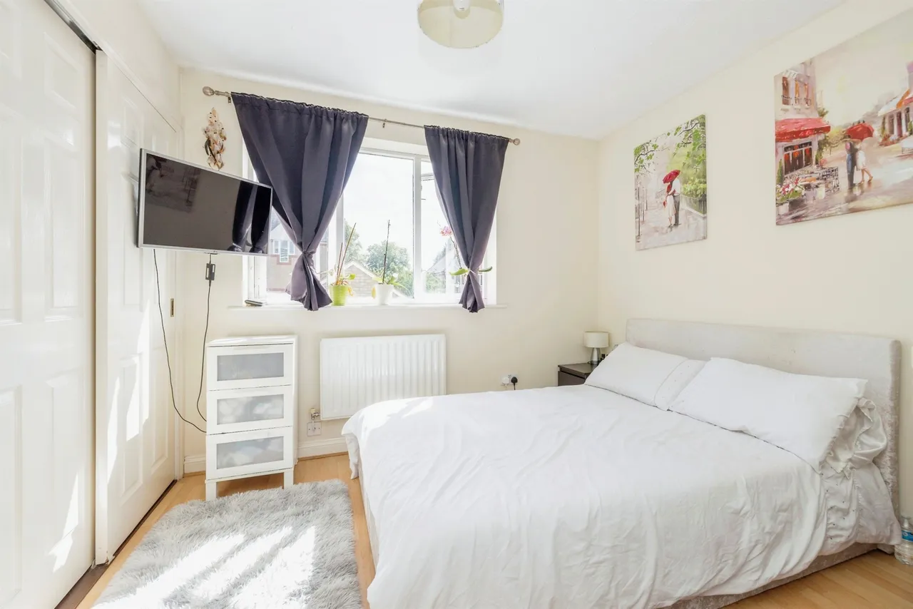Norbury Avenue, Watford, photo 9