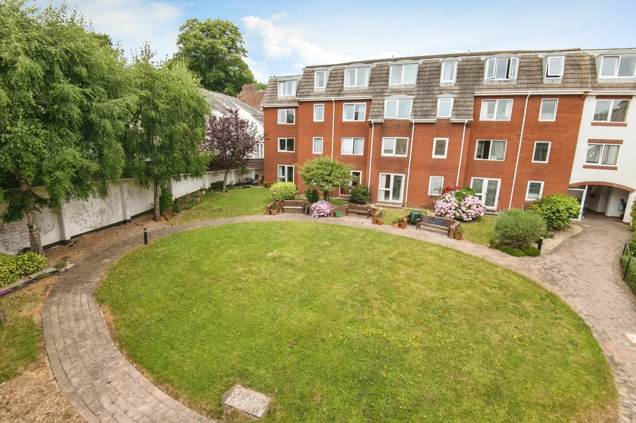 Bartholomew Street West, Exeter, EX4, photo 5