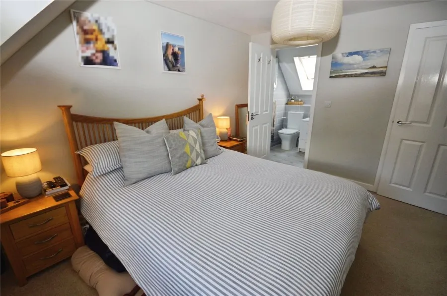 with 3 bedrooms in Stansted, CM24, photo 14