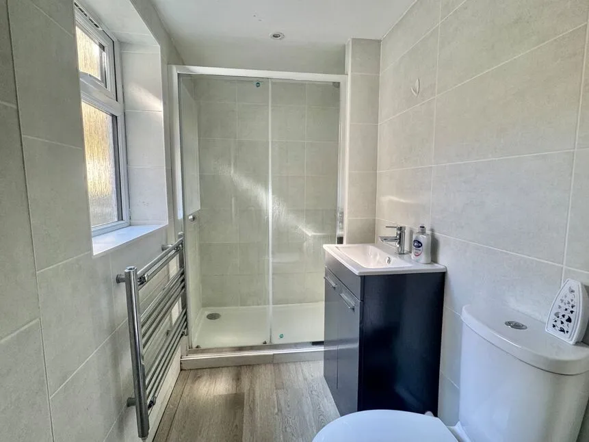 Bradstone Avenue, Kent, CT19, photo 6