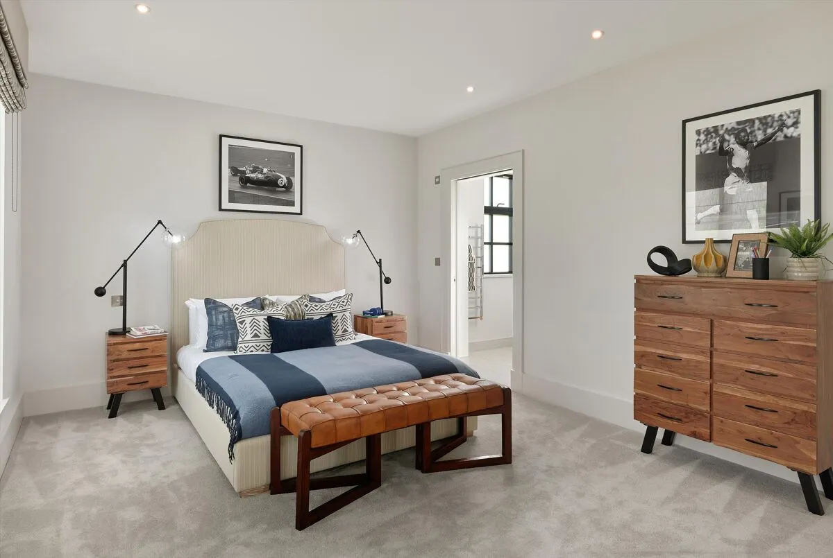 Four Acres, Cobham, KT11, photo 11