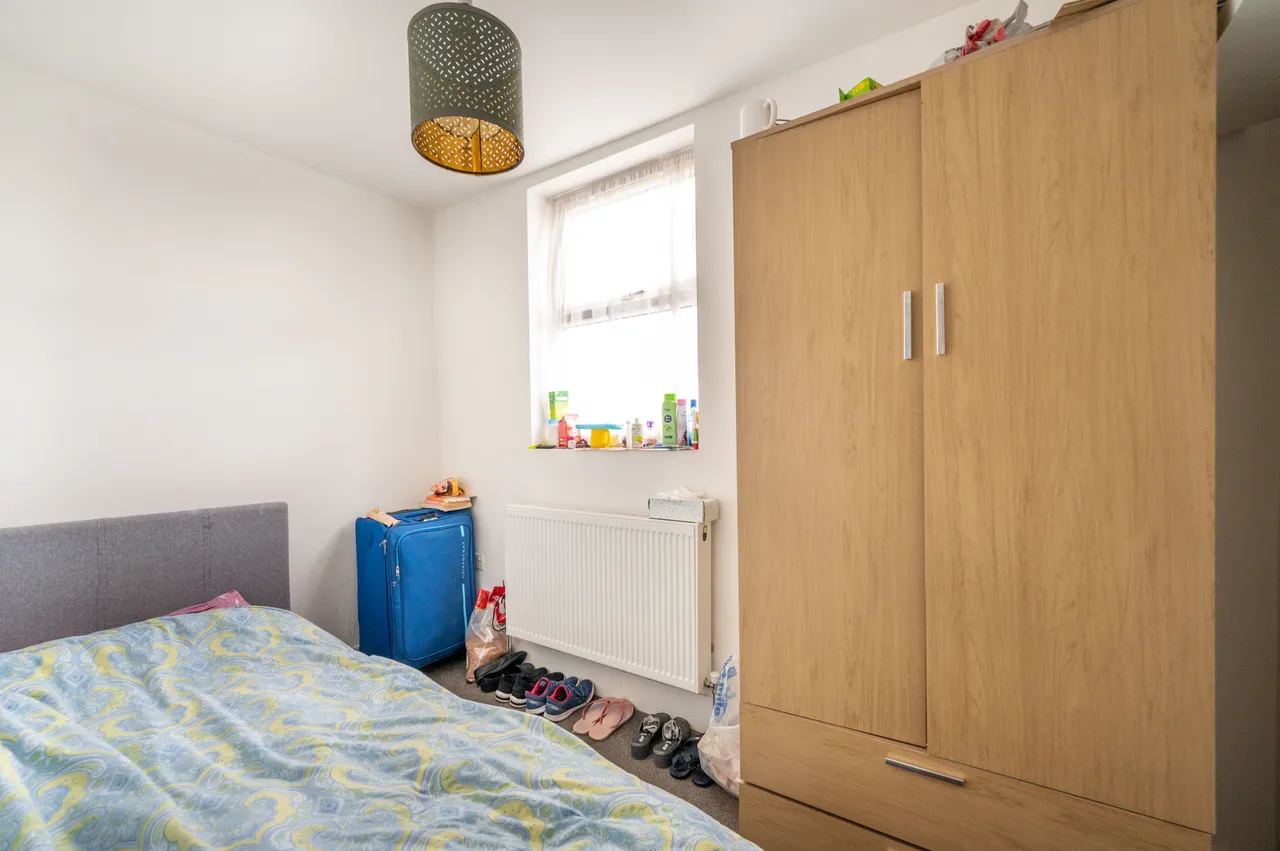 London, E12, photo 8