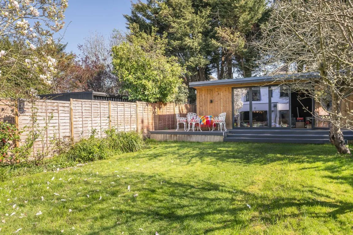 Abbotswood Road, SW16, photo 8