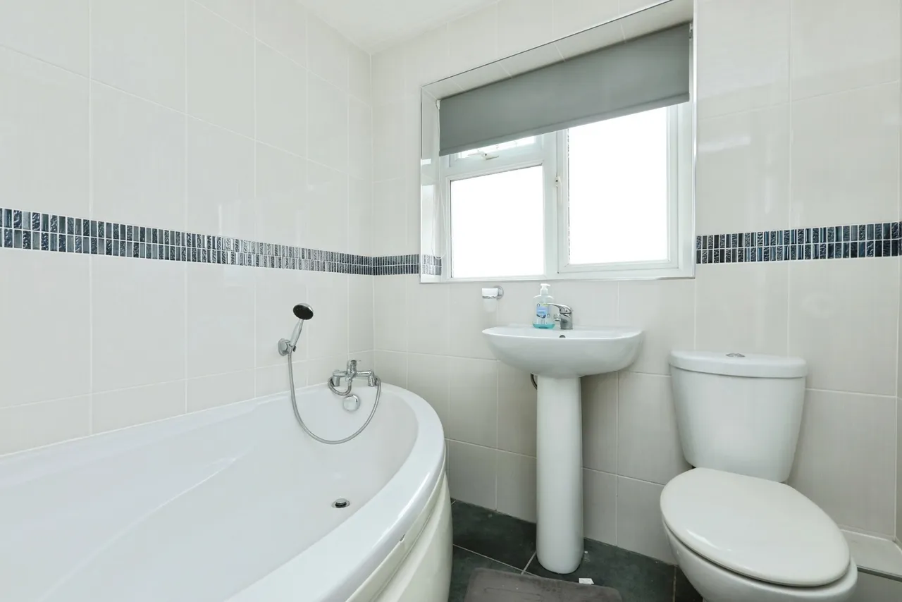 Holyrood Rise, Bramley, Rotherham, South Yorkshire, S66, photo 14