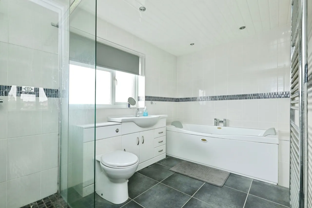 Holyrood Rise, Bramley, Rotherham, South Yorkshire, S66, photo 13
