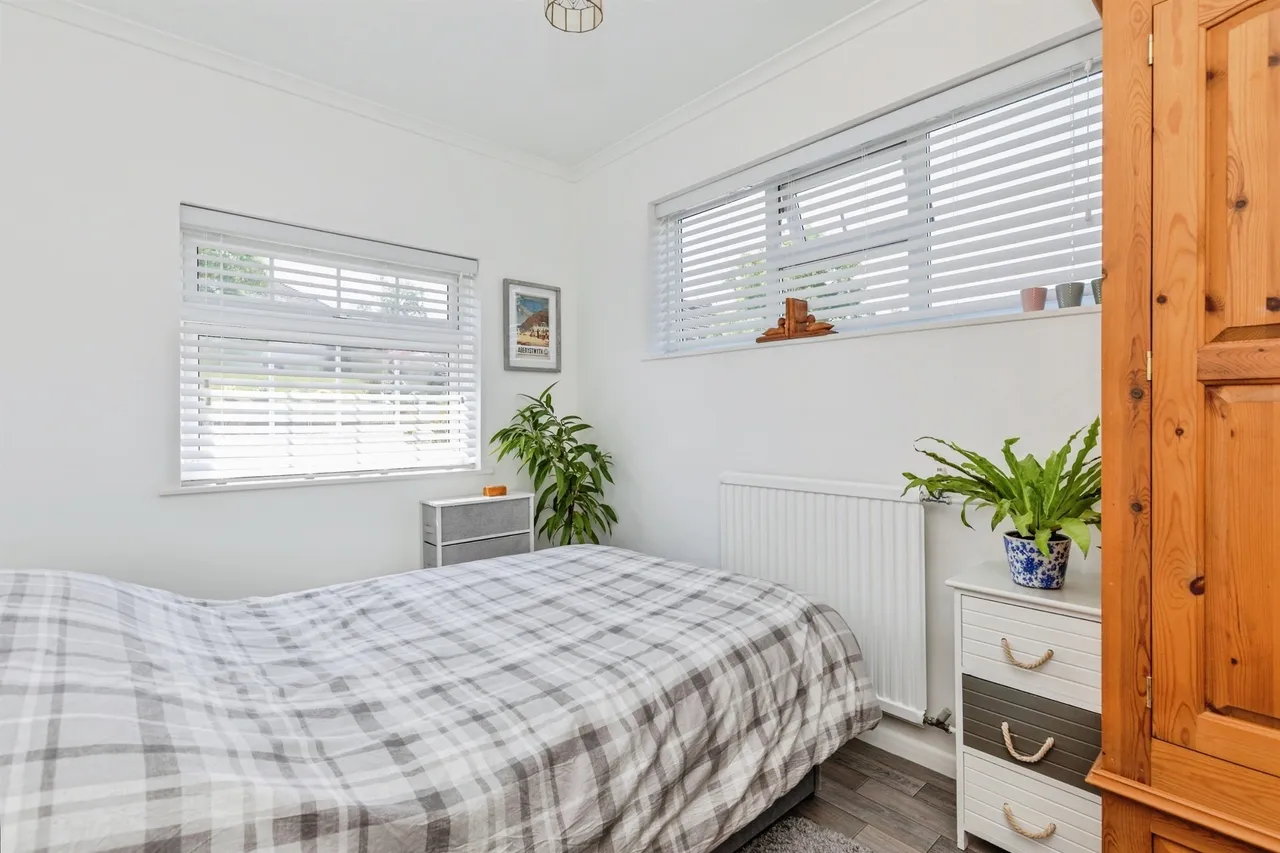 Park Avenue, Hastings, photo 9