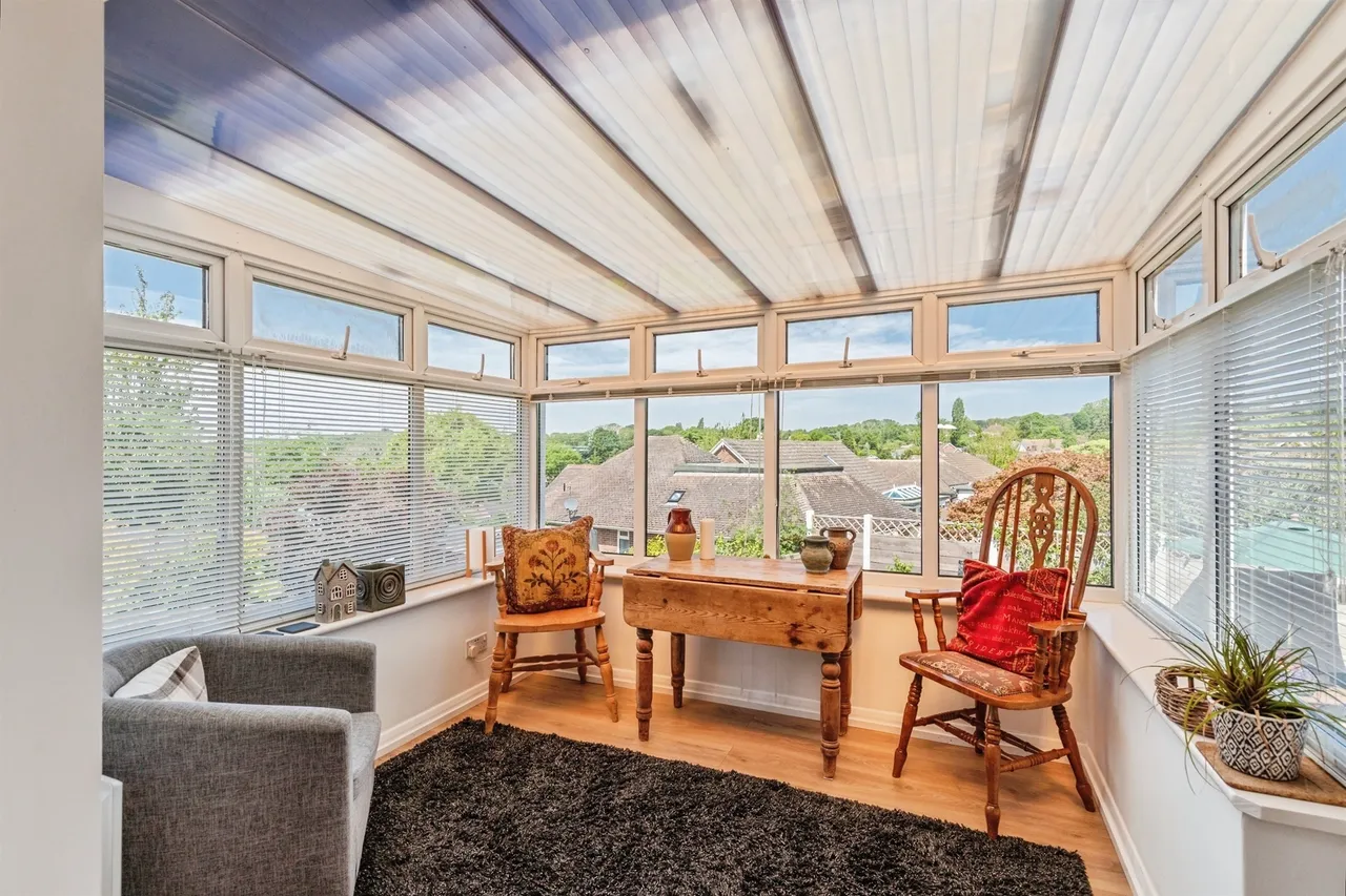 Park Avenue, Hastings, photo 6
