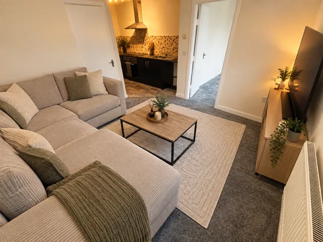 1 bed flat to rent, Oxford Street, Ripley, DE5