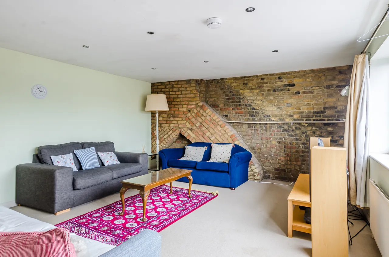 248 Wandsworth Bridge Road, London, photo 2