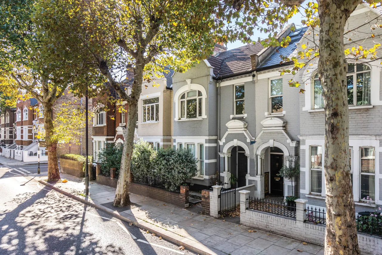 248 Wandsworth Bridge Road, London, photo 11