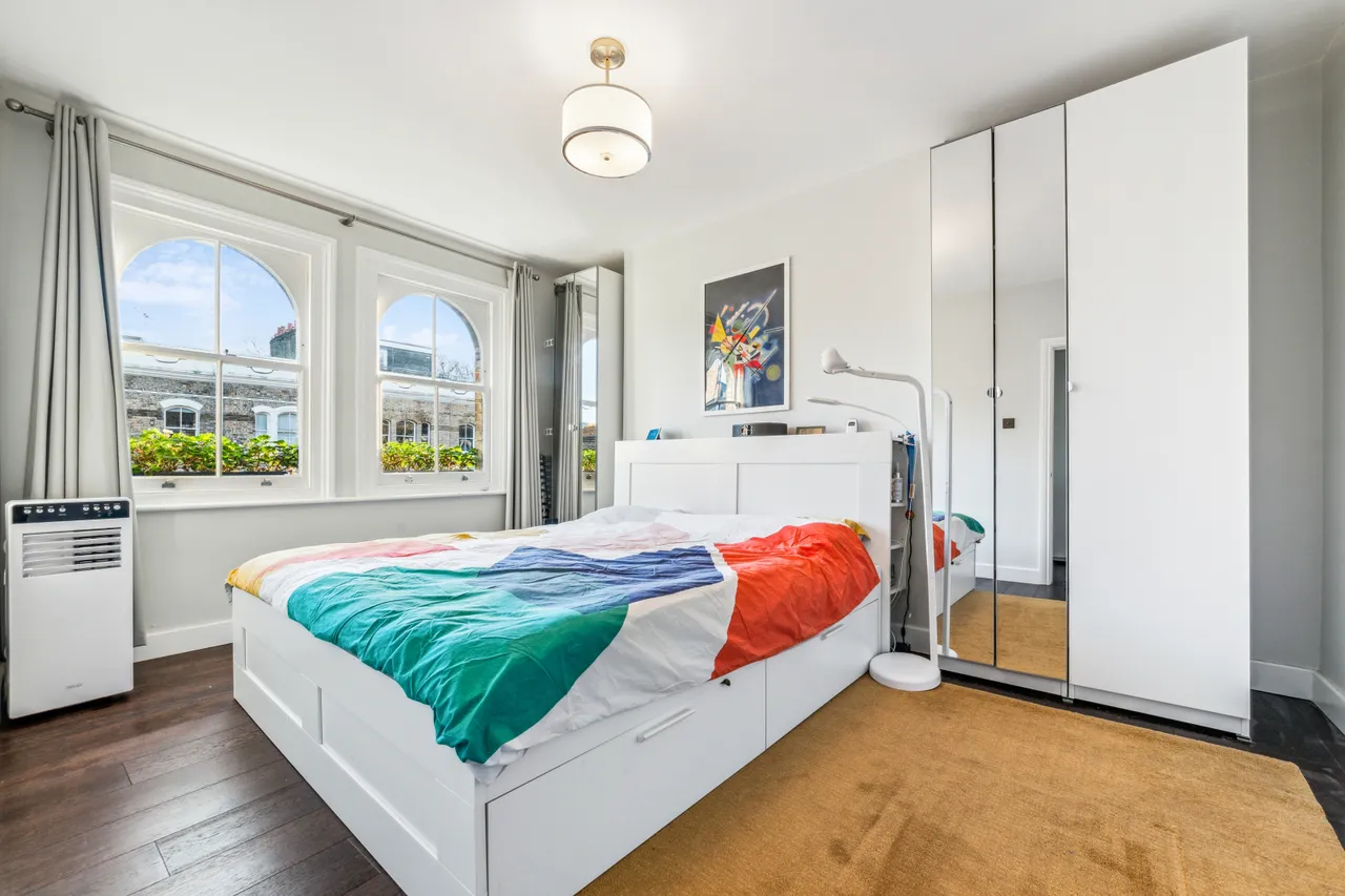 2 bed flat to rent, Victoria Rise, London, SW4