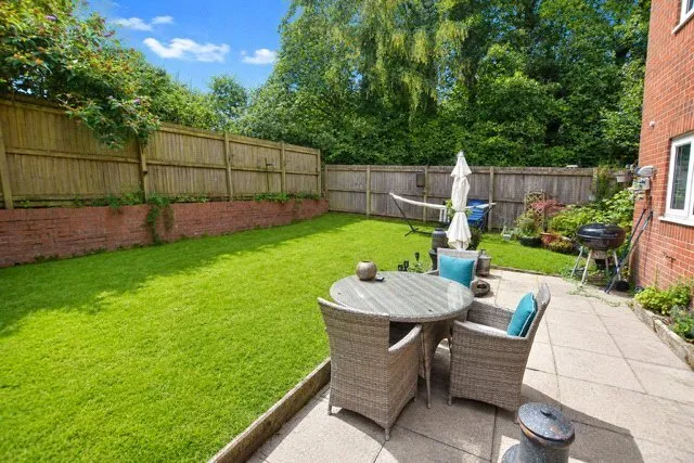 Fergus Manor, Red House Gardens, Blackburn, Lancashire, BB2, photo 18