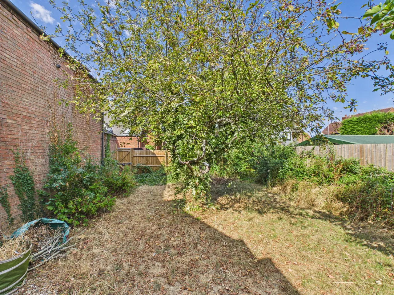 Grange Drive, Bishops Cleeve, Cheltenham, GL52 8LW, photo 13