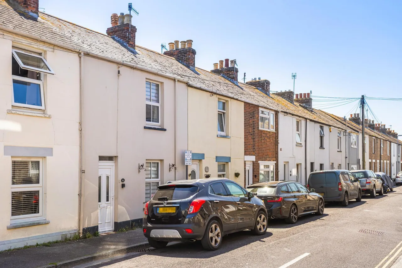 2 bed house for sale, Penny Street, Weymouth, DT4