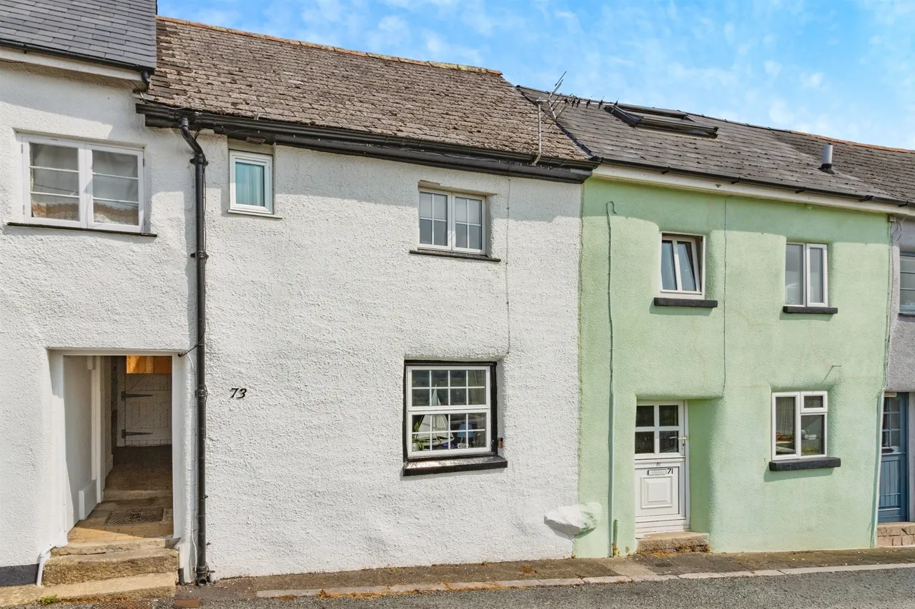 2 bed character property for sale, Mary Street, Bovey Tracey, TQ13