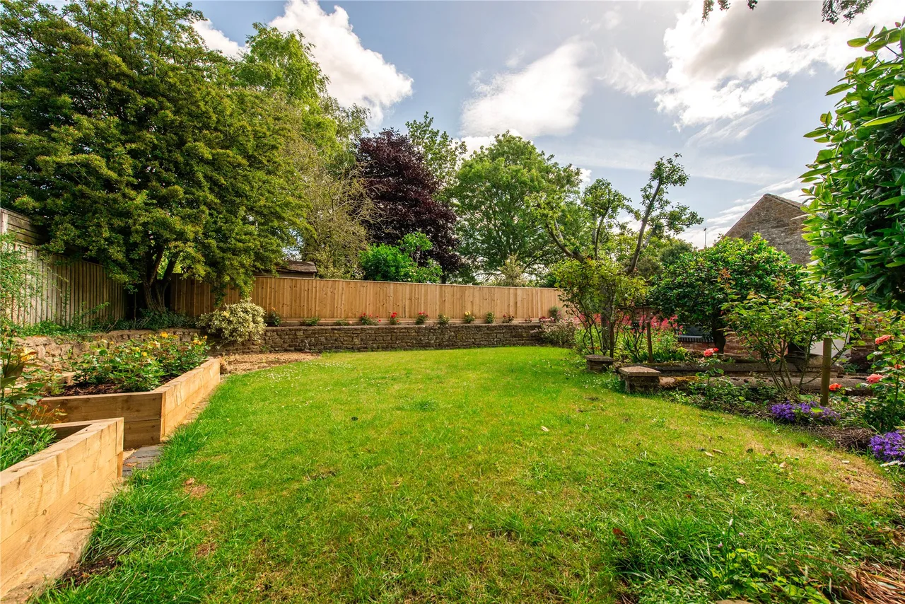 Chapel Lane, Maidford, NN12, photo 13