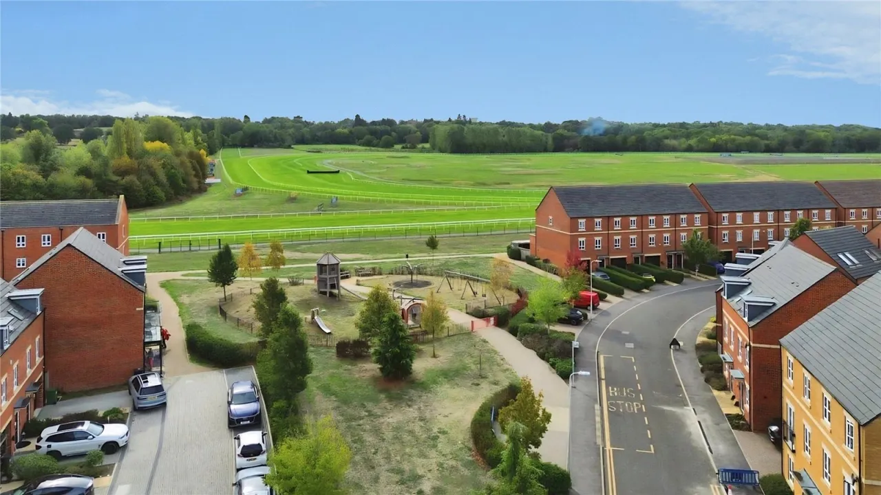 Home Straight, Newbury, RG14, photo 17