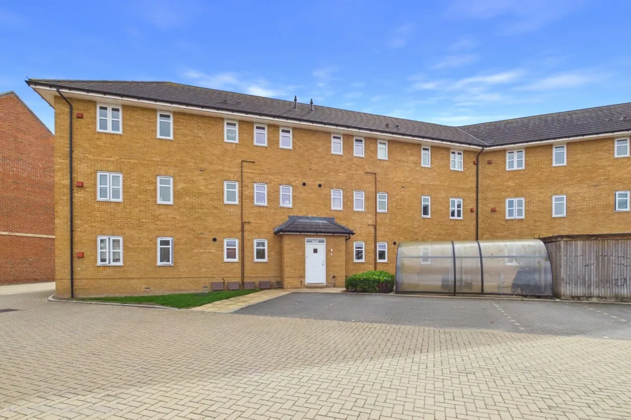 Home Straight, Newbury, RG14, photo 15