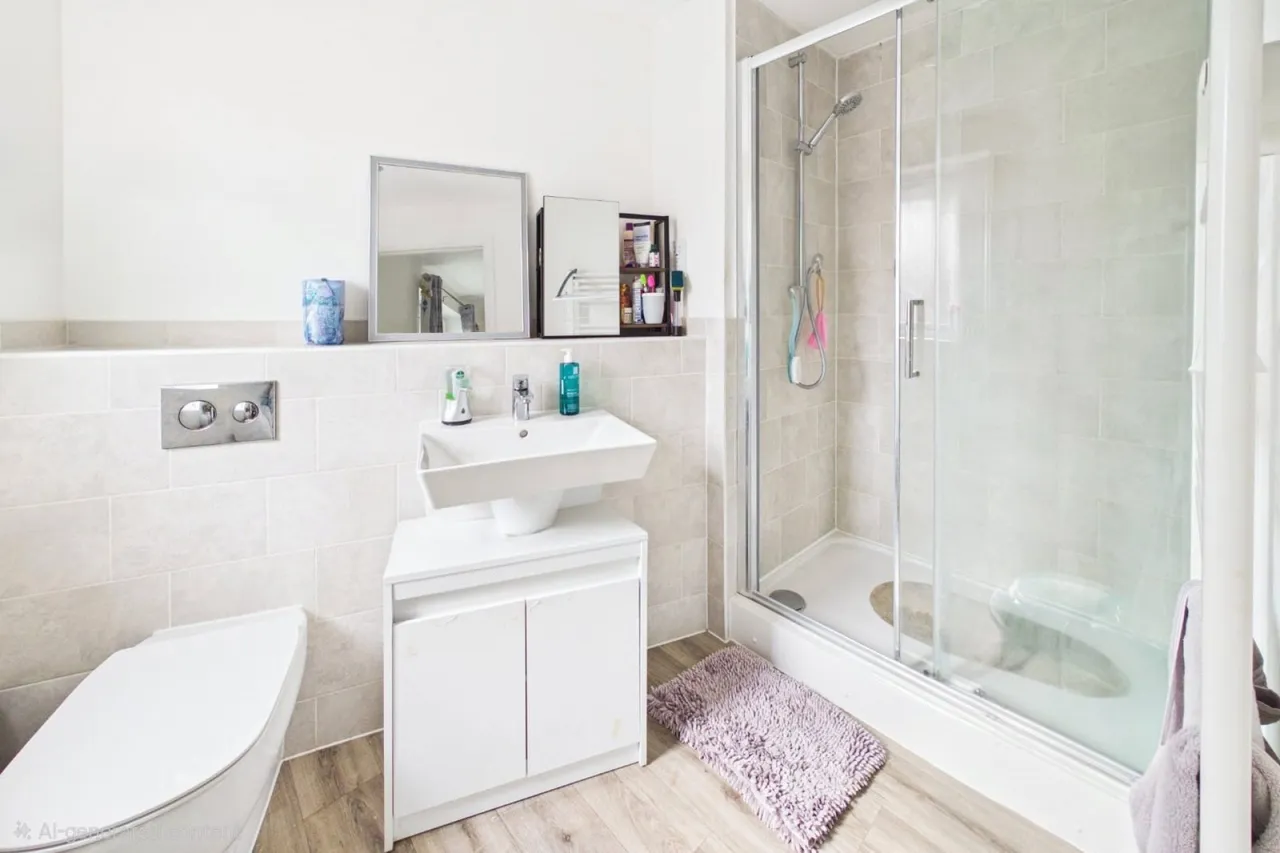 Home Straight, Newbury, RG14, photo 13