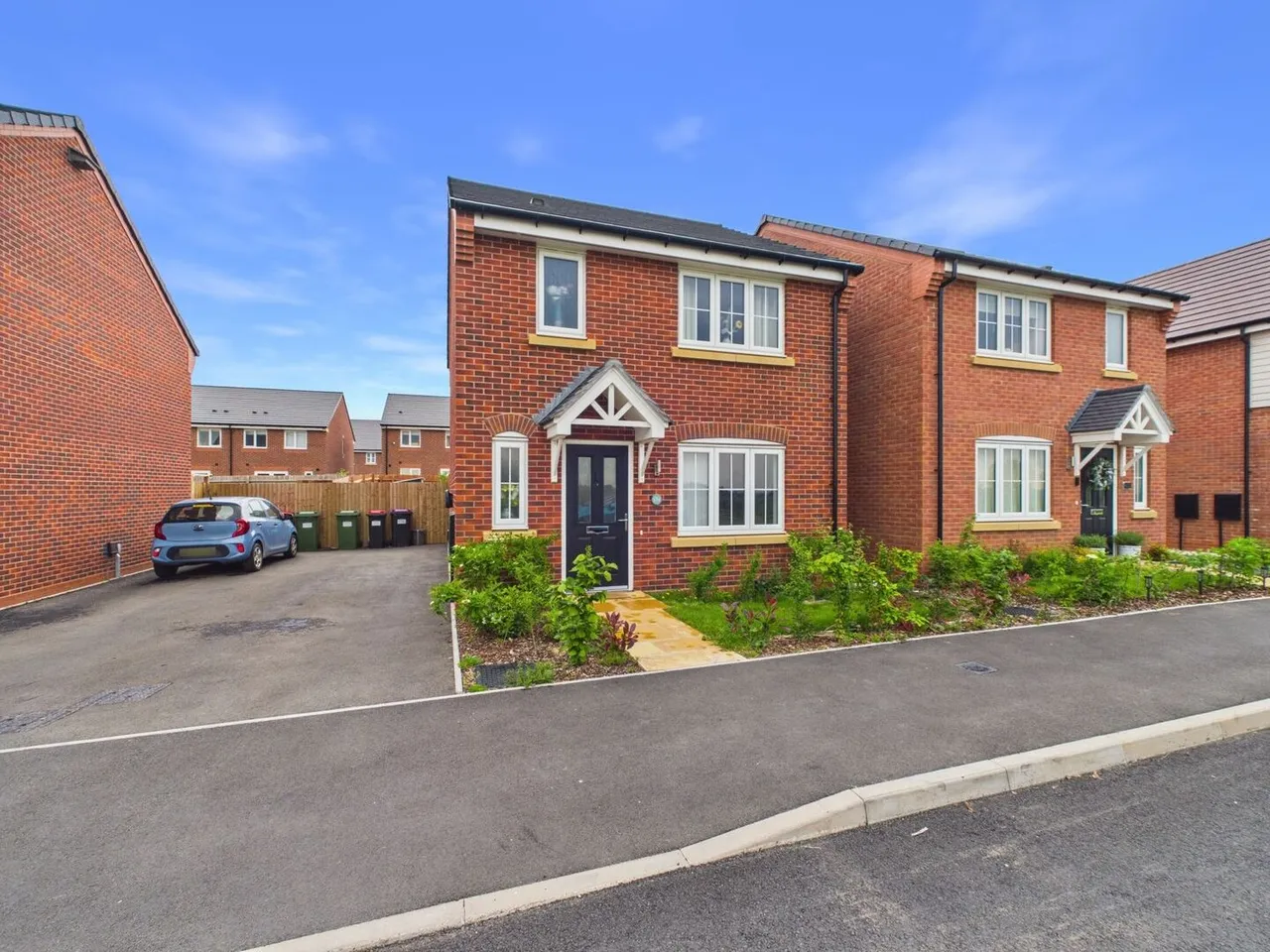 3 bed house for sale — Priorslee, Telford TF2 5AE