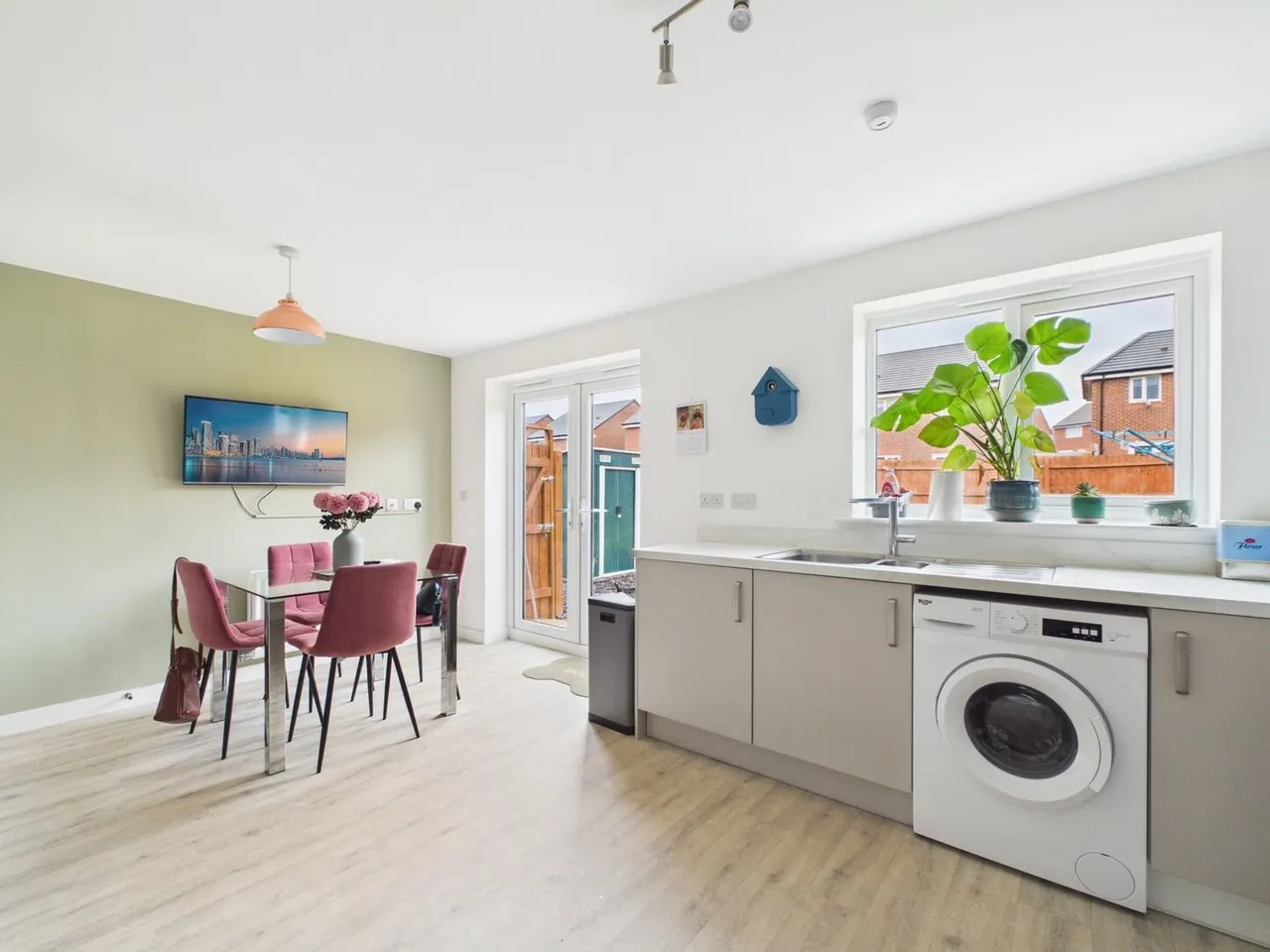 Priorslee, Telford TF2 5AE, photo 5