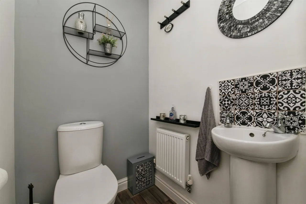 Flax Meadow Lane, Axminster, EX13, photo 5
