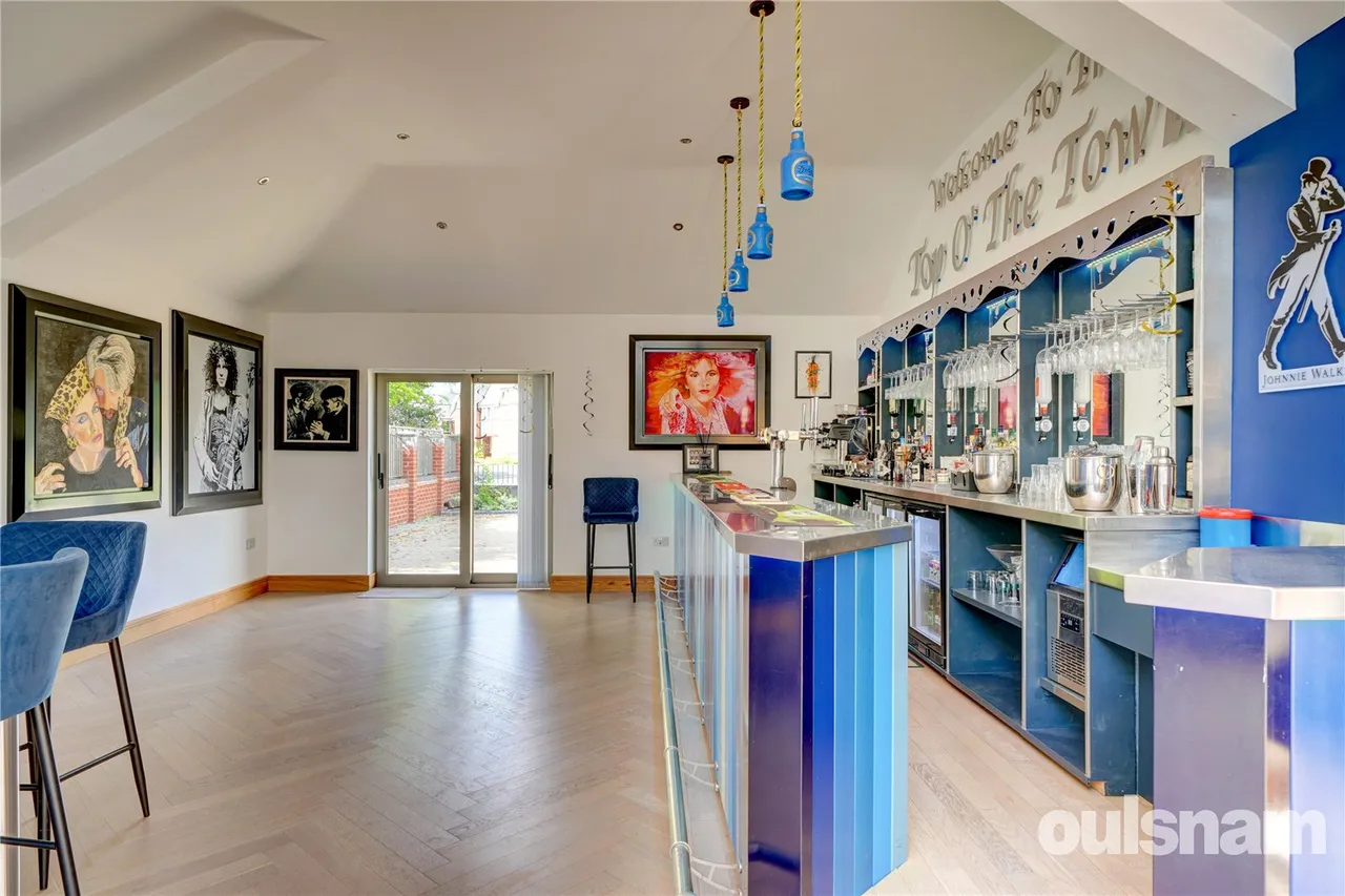 Stratford Road, Bromsgrove, Worcestershire, B60 1AU, photo 32