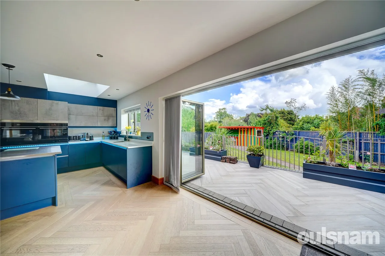 Stratford Road, Bromsgrove, Worcestershire, B60 1AU, photo 14