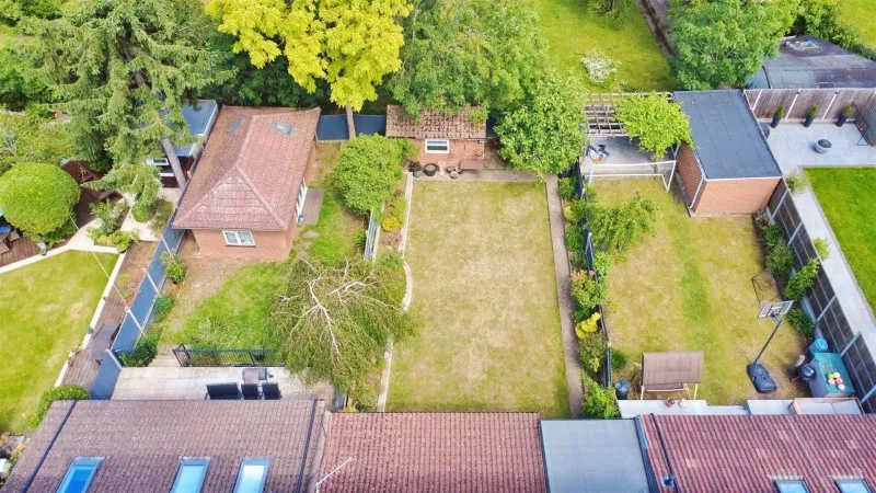 Harewood Road, Isleworth, photo 19