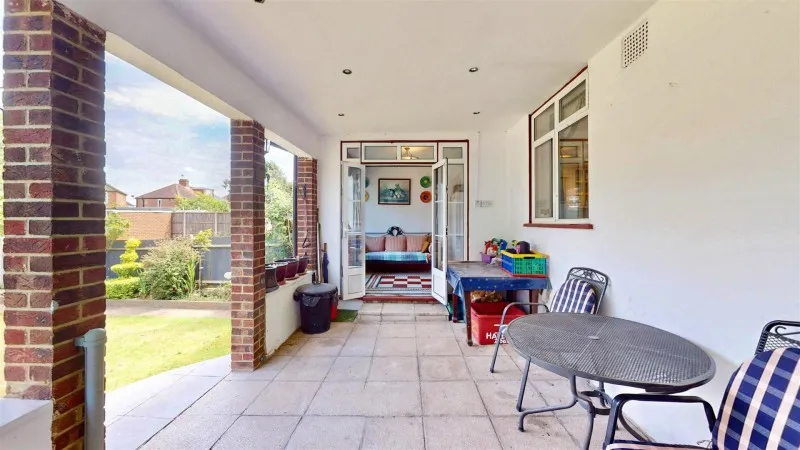 Harewood Road, Isleworth, photo 17
