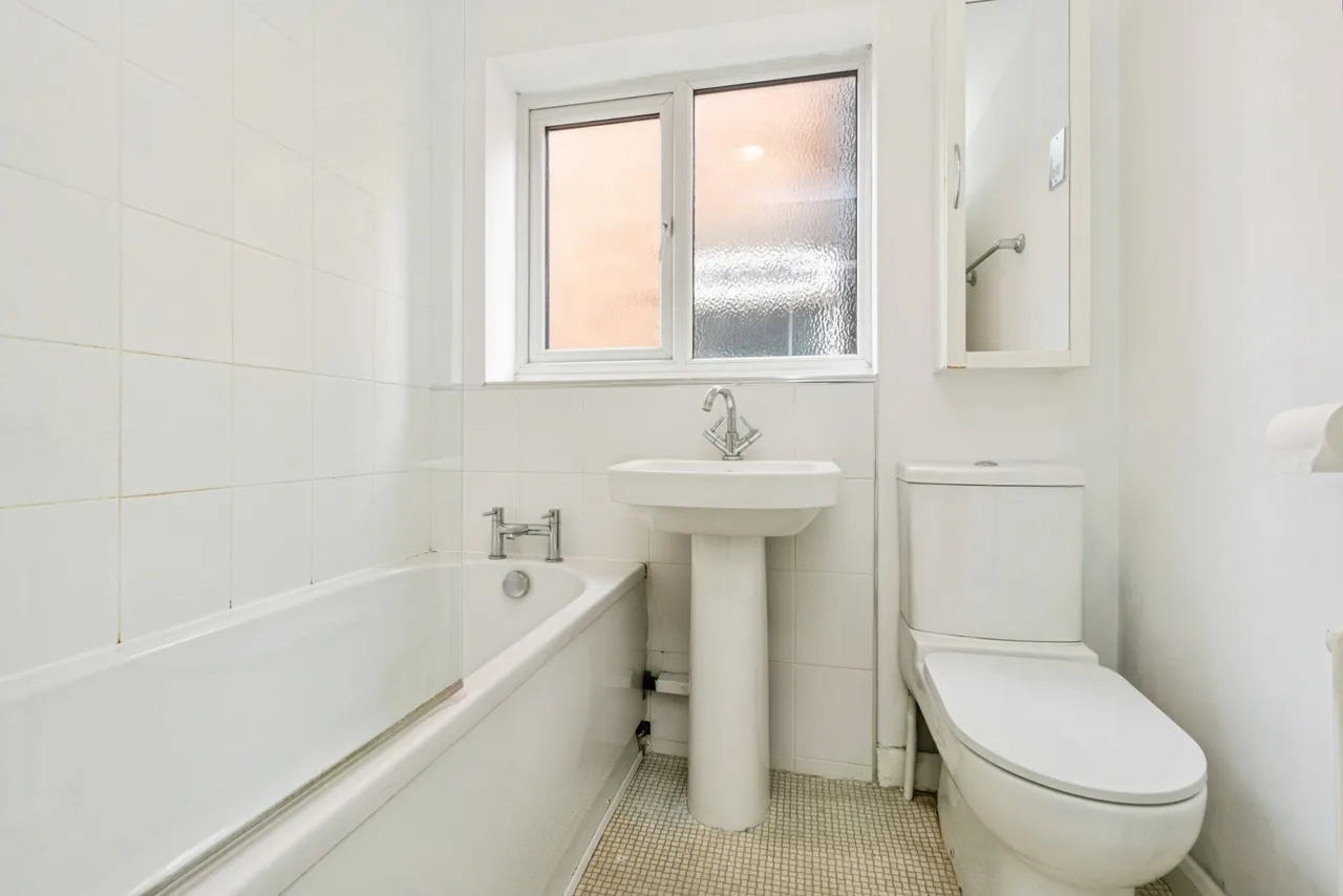 Gilderdale Close, Birchwood, WA3, photo 10