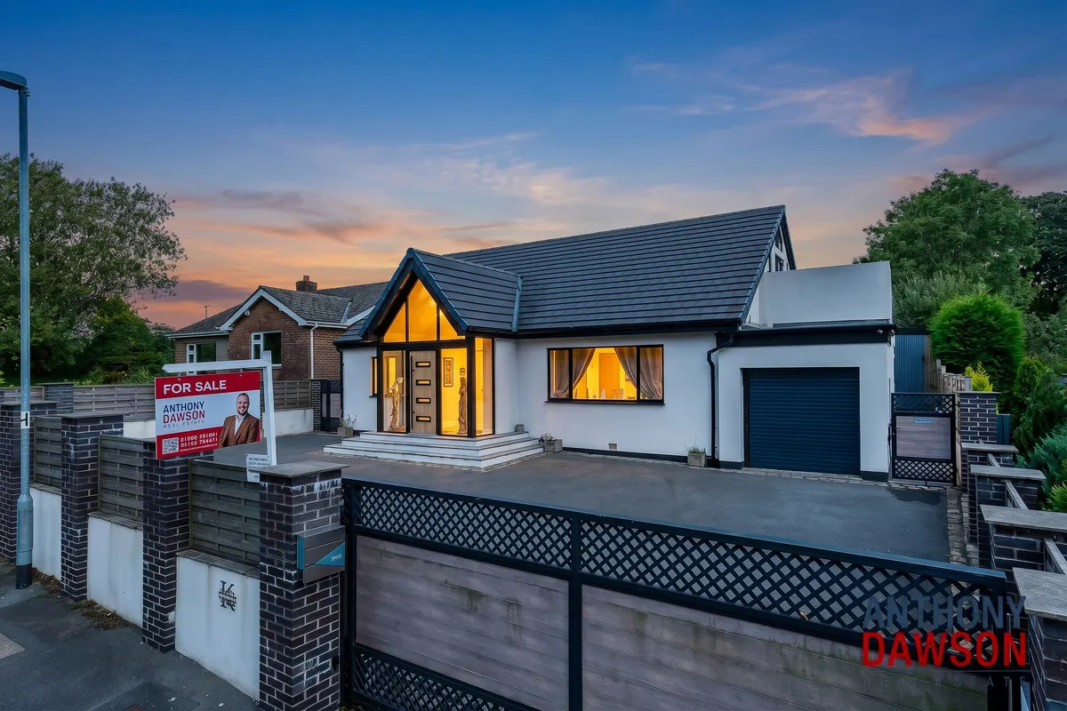 4 bed house for sale, Red Lane, Colne, BB8
