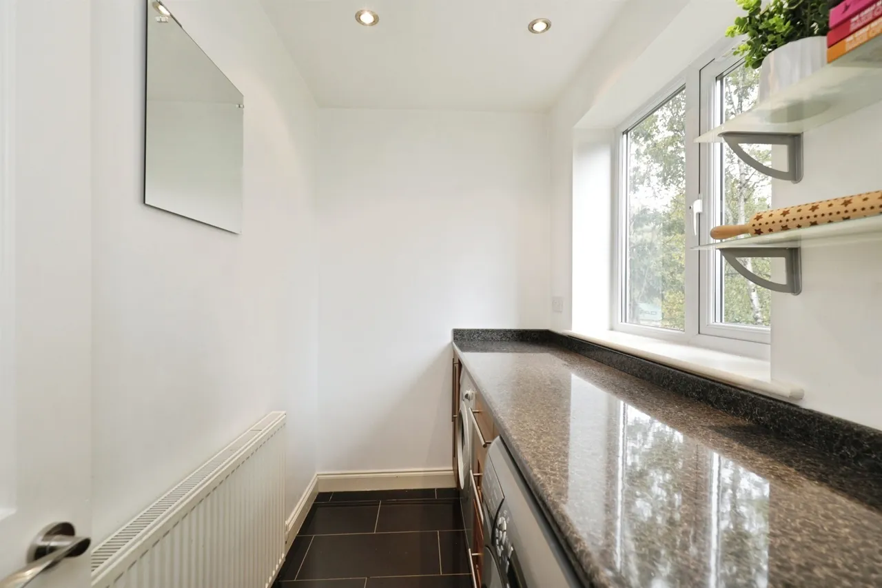 Norwood Grove, Harrogate, HG3, photo 7