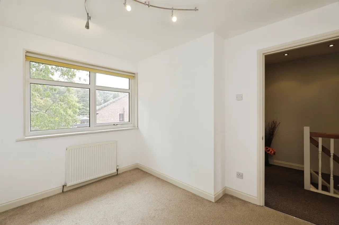 Norwood Grove, Harrogate, HG3, photo 17