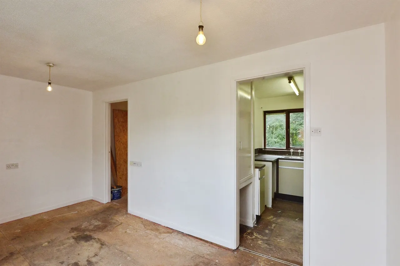Denmead, Two Mile Ash, MILTON KEYNES, photo 4