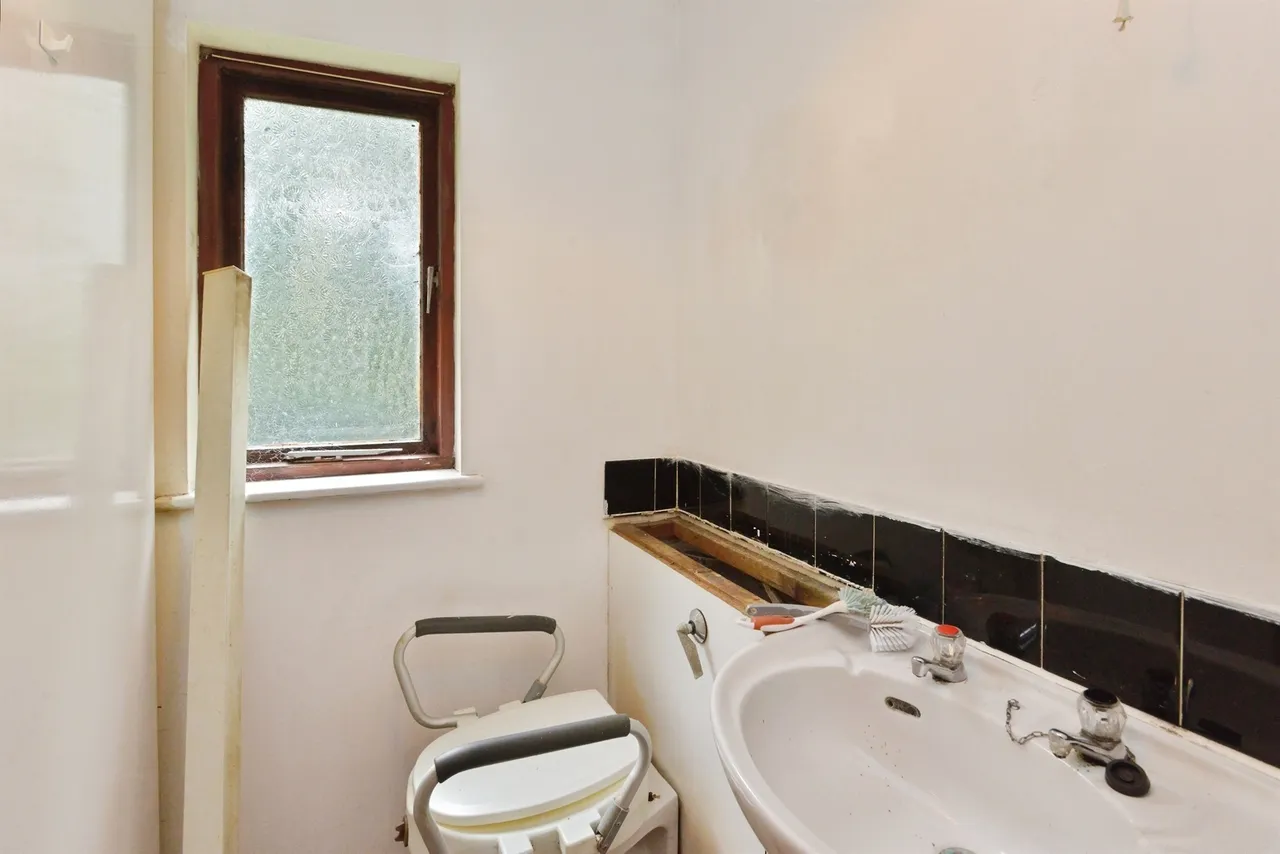 Denmead, Two Mile Ash, MILTON KEYNES, photo 10